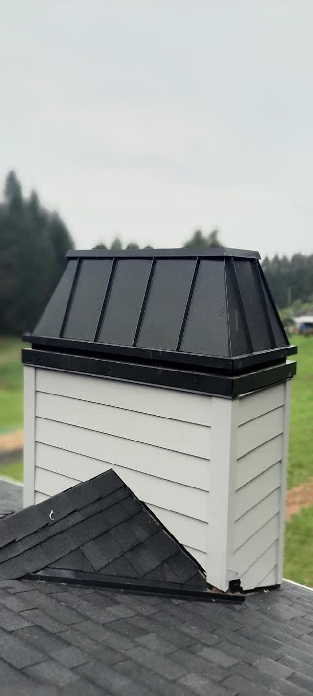 Apartment complex roof maintenance in Tigard